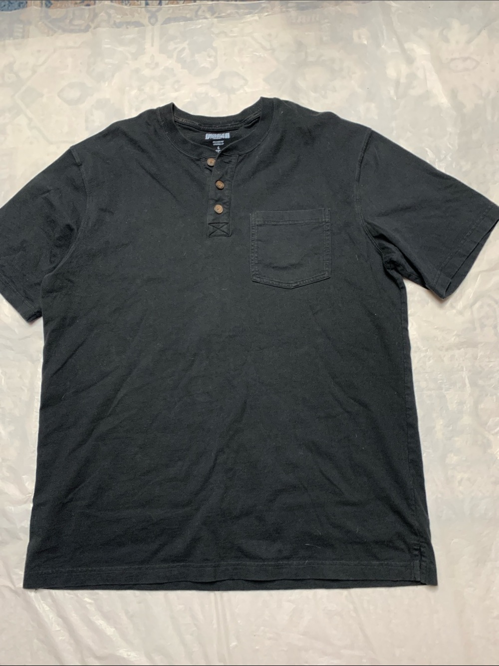 Duluth Trading Co Relaxed Fit Longtail Short Sleeve Pocket Henley Shirt Black LG
